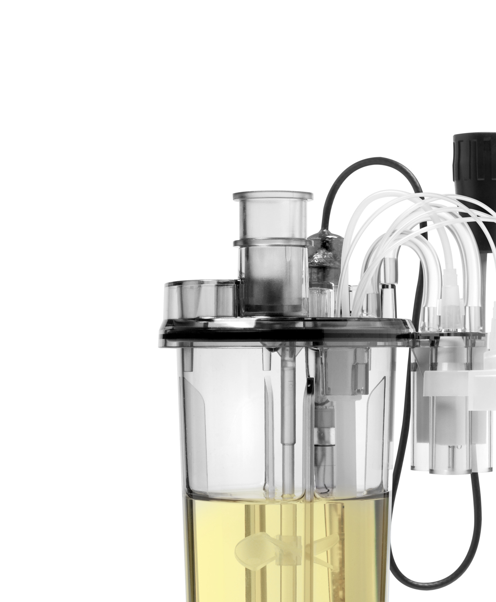 Ambr® 250 High Throughput Mammalian Vessel with Dual Pitch-Blade Impeller and Integrated in-line Liquid Filter
