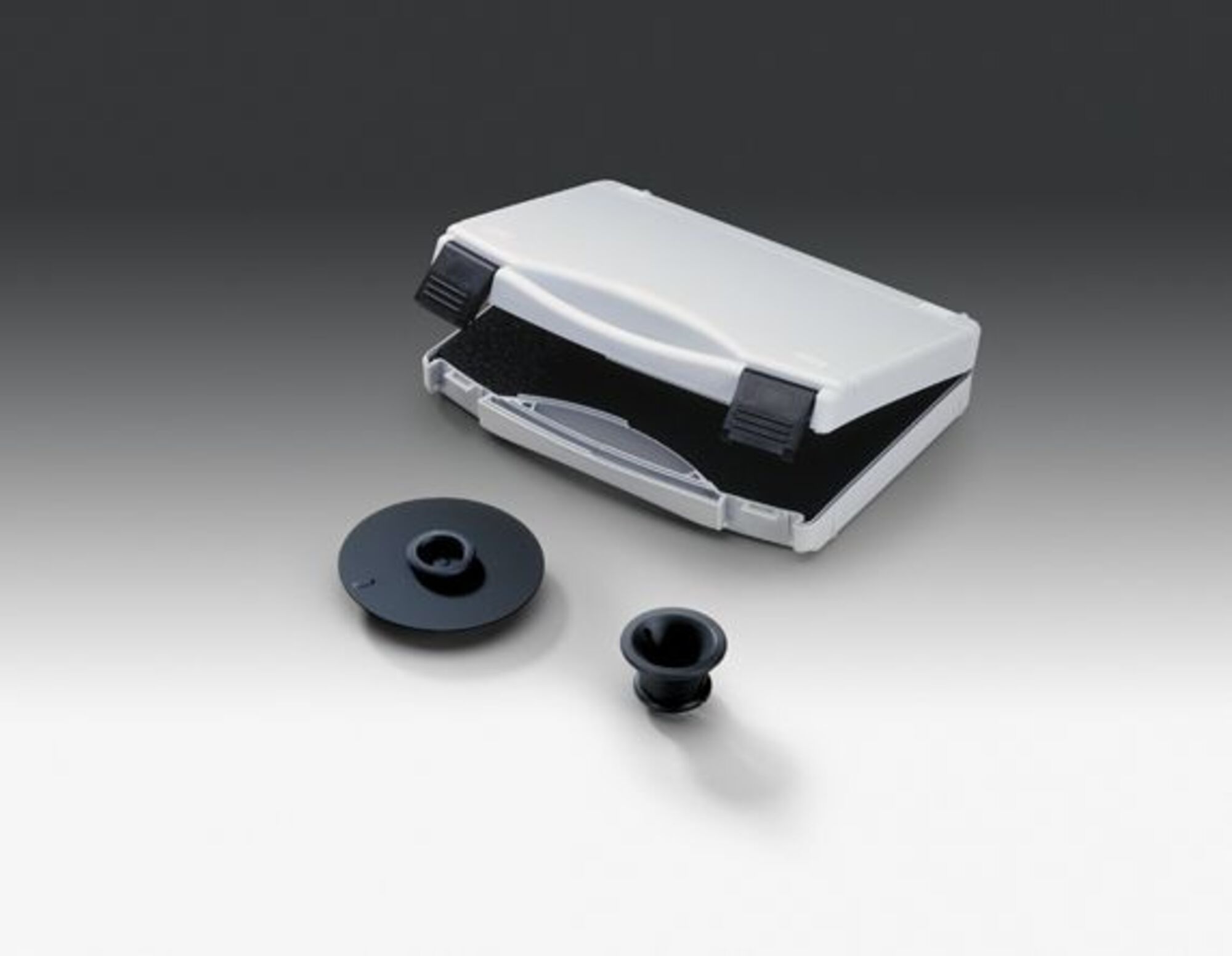 Temperature adjustment set