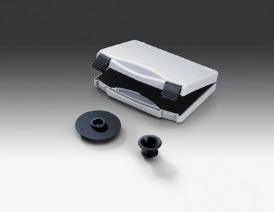 Temperature adjustment set